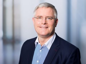 Dr. Hannes Wickert, Direktor des Instituts für Laboratoriumsmedizin