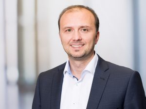 Elvir Smajic, Pflegedienstleiter am Klinikum Ingolstadt für den operativen Bereich