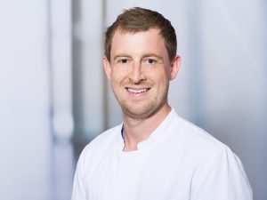 Dr. Bernhard Leicht, Oberarzt der Klinik für Urologie im Klinikum Ingolstadt