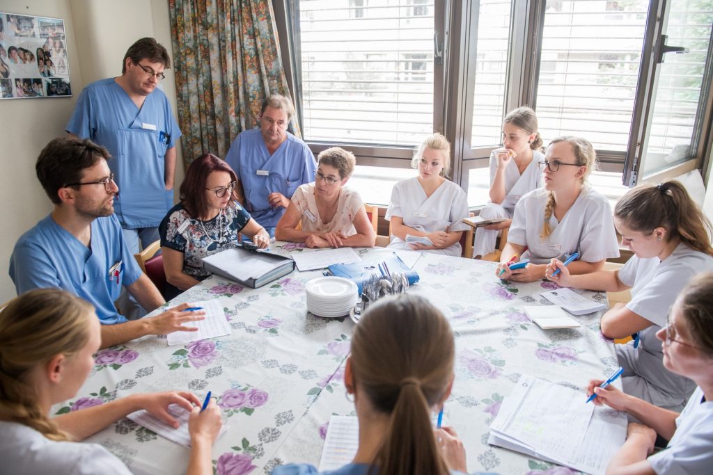 Gruppenbesprechung Neurologie (2)