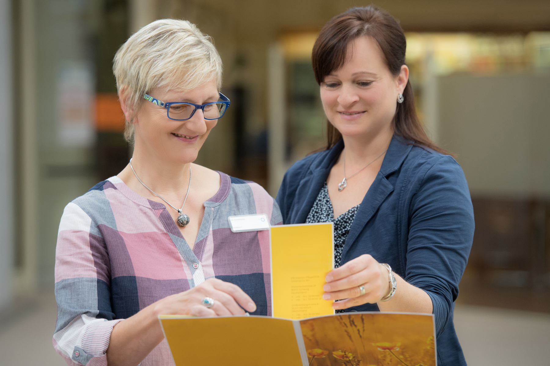 Zwei Damen des Sozialdienstes im Klinikum Ingolstadt