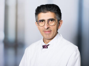Prof. Dr. Siamak Asgari, Direktor der Klinik für Neurochirurgie im Klinikum Ingolstadt